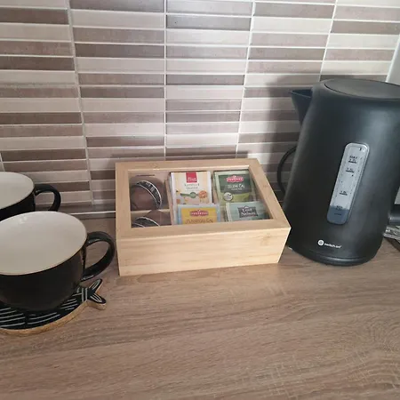 Lnl N Garage Appartamento