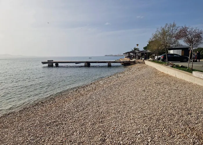 Lnl N Garage Lägenhet