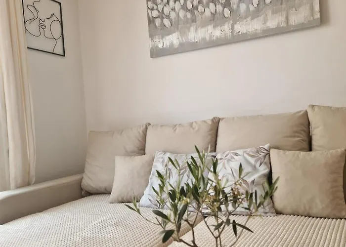 Lnl N Garage Lägenhet Zadar